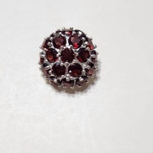 pendant 17 carats circular sparkling Garnet 925 sterling Silver new